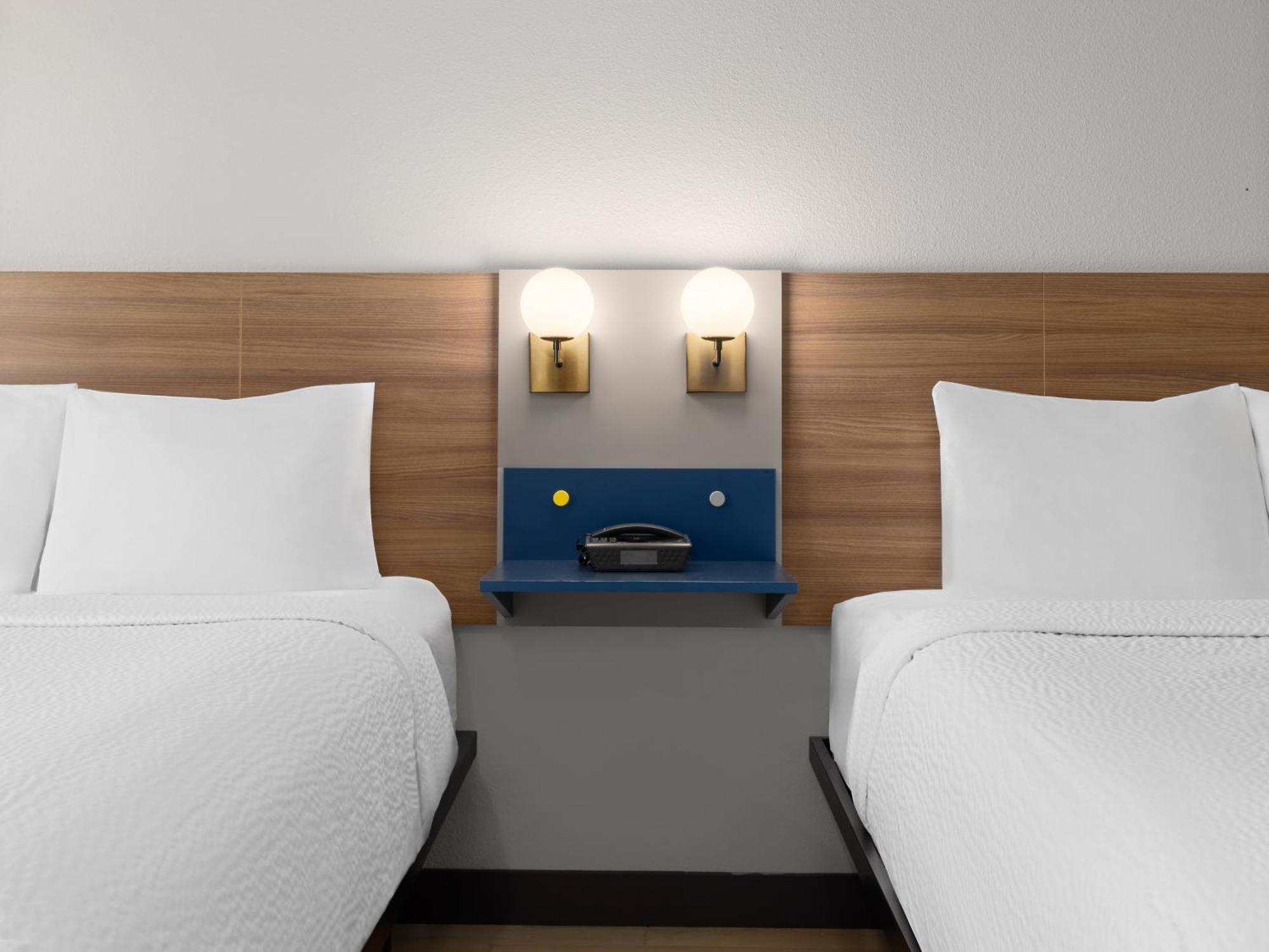 Microtel Inn & Suites By Wyndham Tracy Exterior photo